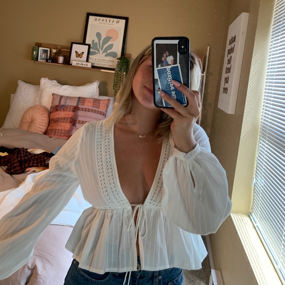 Princess poly tie front top